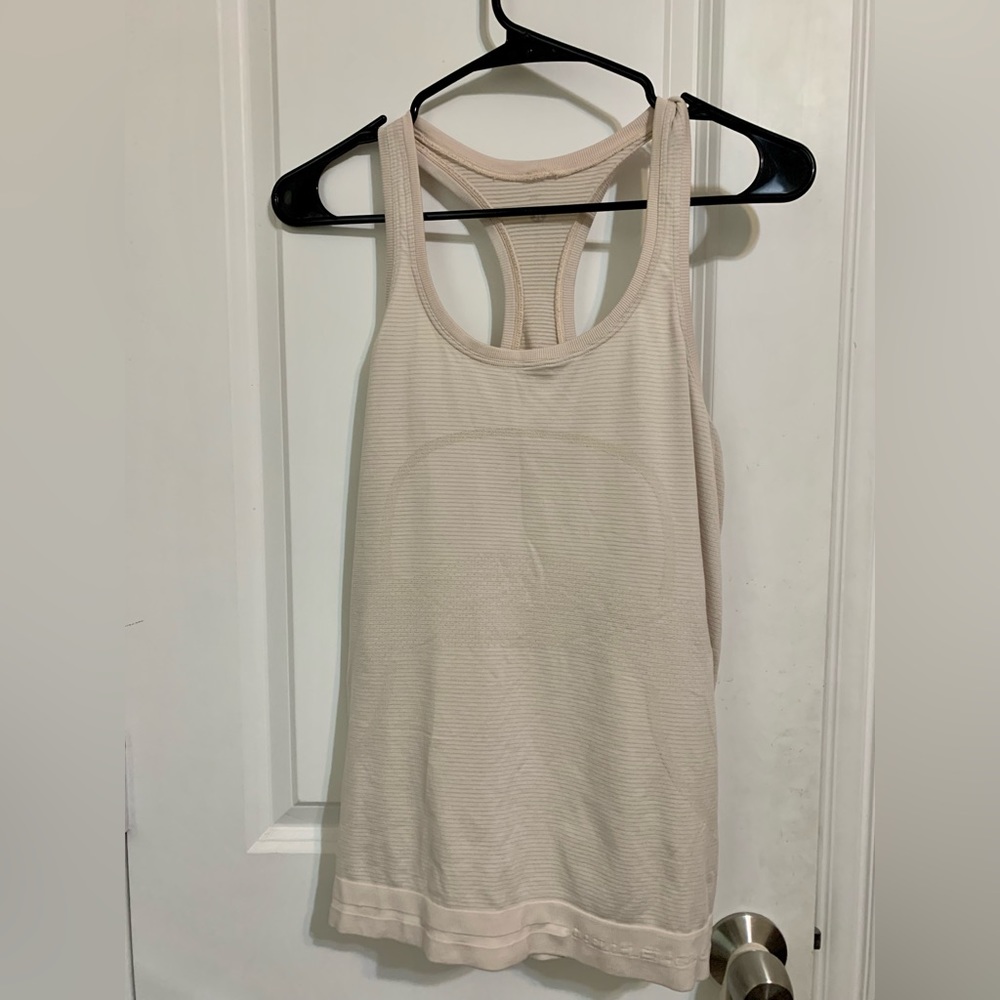 Lululemon Swiftly Tech Tank size 8